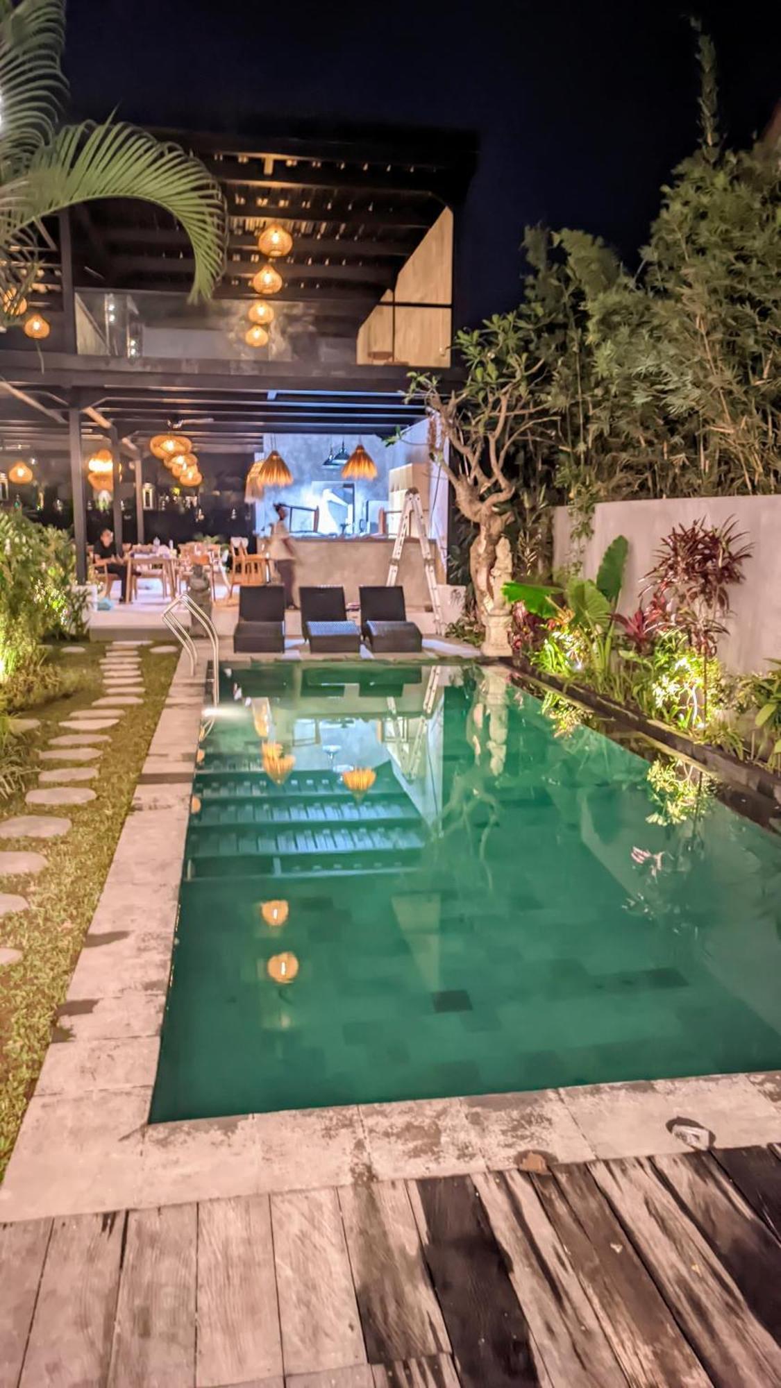 Sujiwa Ubud Hotel & Villa Eksteriør billede