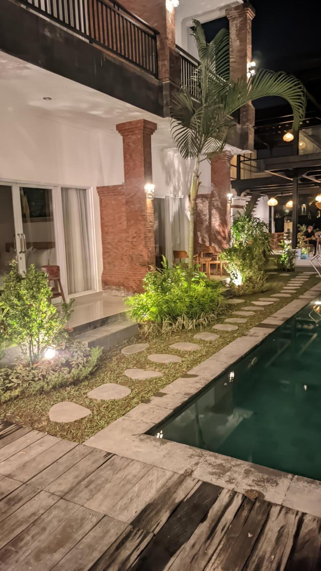 Sujiwa Ubud Hotel & Villa Eksteriør billede